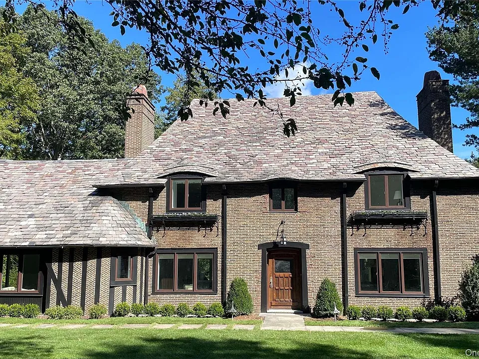 8 Valley Rd