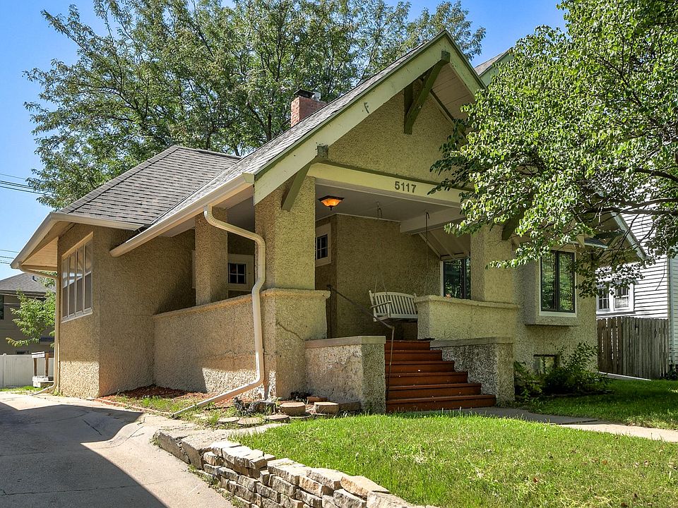 1.5 Story bungalow in Dundee