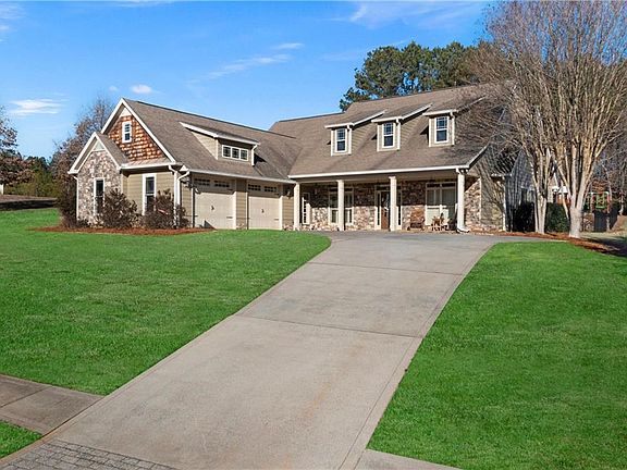 2nd image of 69 Fallen Branch Cir SE