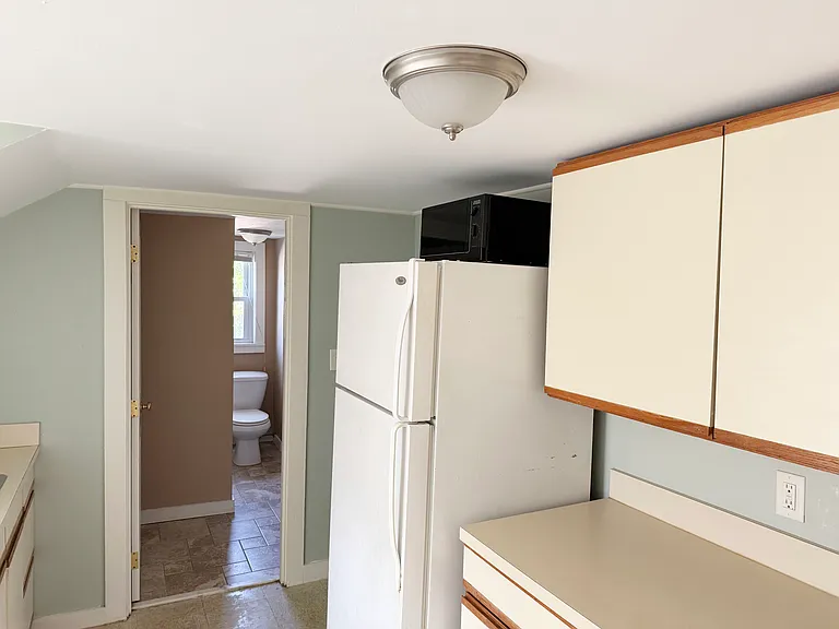 23 1/2 Central St #3 — Photo 7