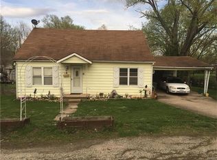 415 N Knob St, Ironton, MO 63650