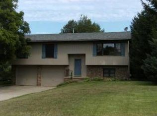 1600 W Herbison Dr, Dewitt, MI 48820