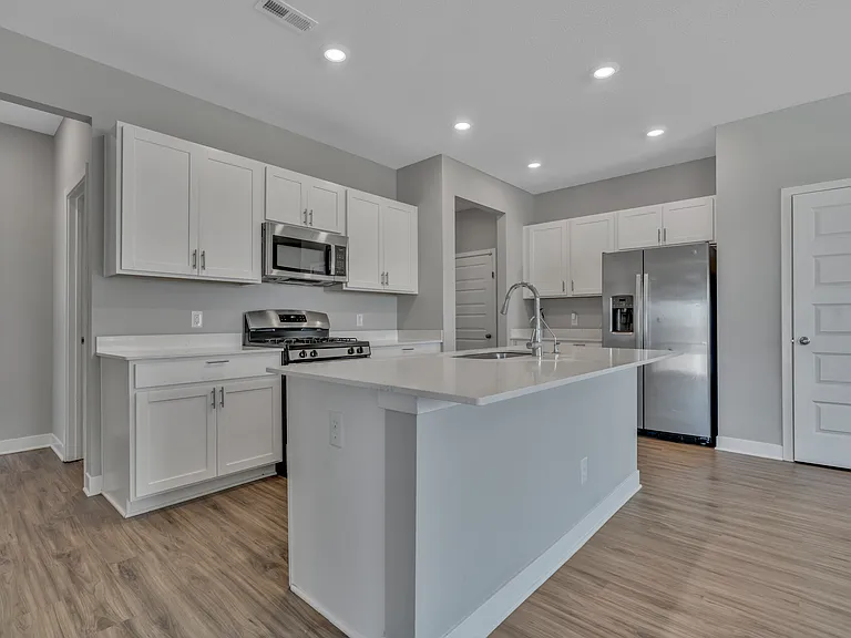 76 Fernleaf Dr — Photo 5