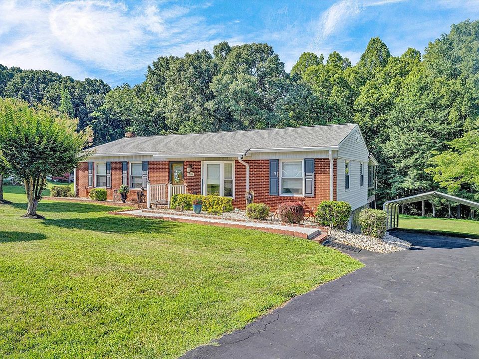 1st image of 1304 Gilmore Cir