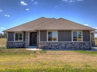 1437 Tristan Ct, Van Meter, IA 50261