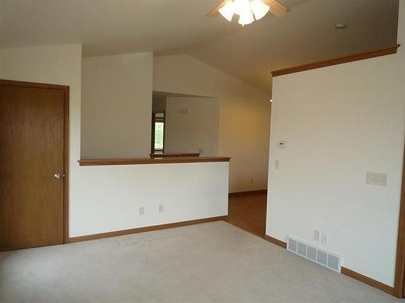 5th image of N5985 Westview Dr