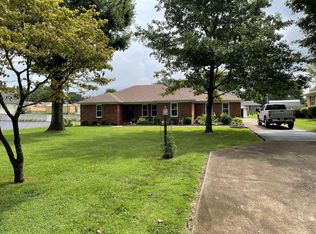 2828 Smallhouse Rd, Bowling Green, KY 42104