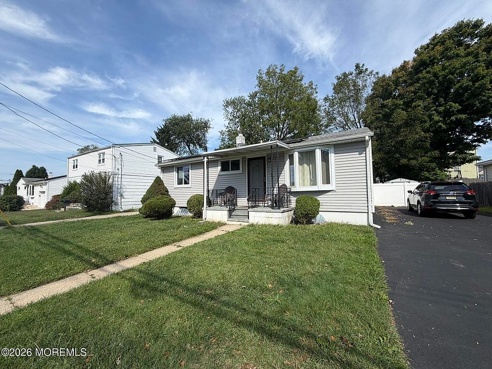 1st image of 71 Helen Ave
