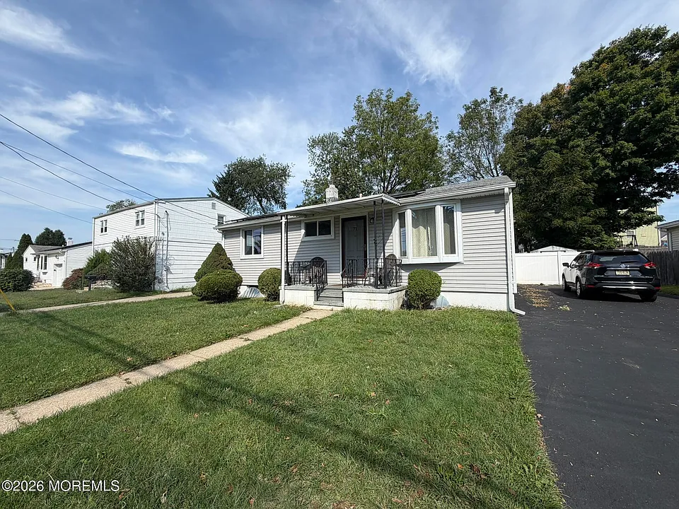 71 Helen Ave