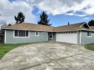 325 Snowy Butte Ln, Central Point, OR