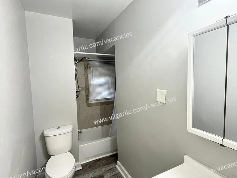 6065 E 6th Pl — Photo 14