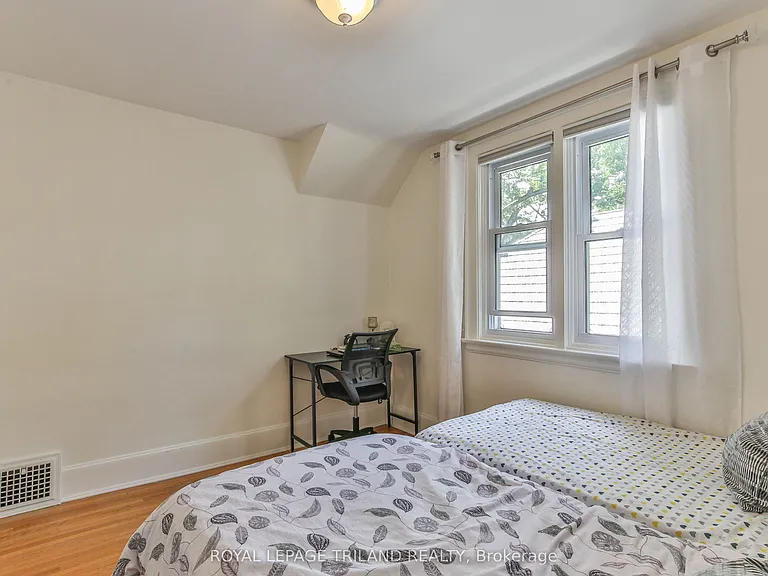 377 Cheapside St — Photo 24
