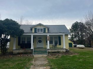 203 Lucas St, Huntland, TN 37345
