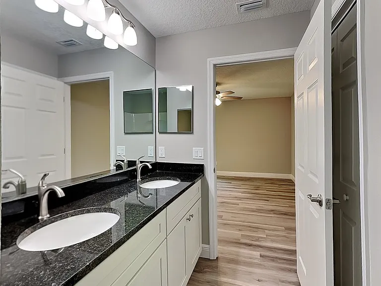 9399 N Del Rio Way — Photo 8