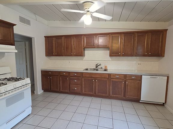 5th image of 3770 Hillway Dr