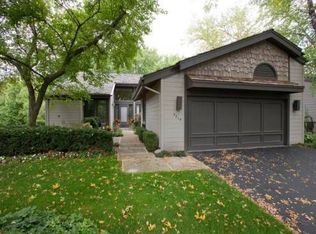 5410 Winding Creek Dr, Rockford, IL
