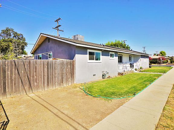5th image of 2102 N Kensington Way