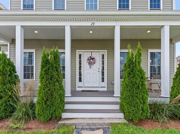 29 Tea Party Dr #29, Uxbridge, MA 01569