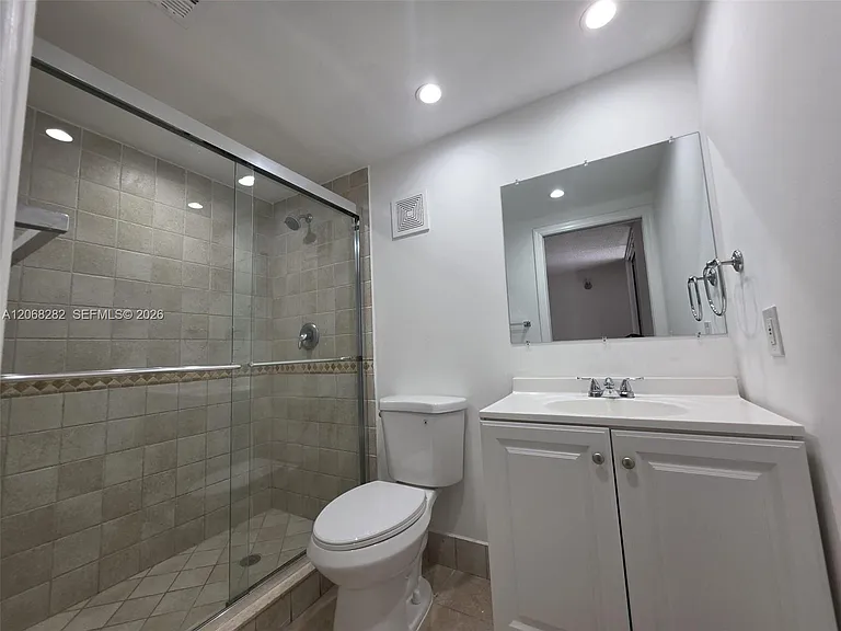 8400 SW 133rd Avenue Rd #208 — Photo 7