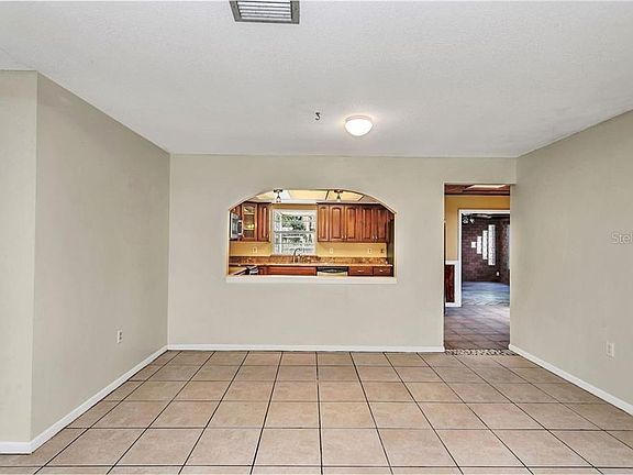 5th image of 716 N Lavon Ave