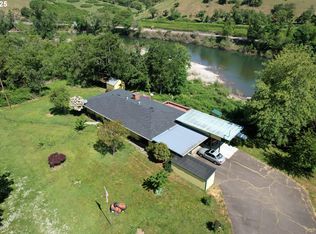 180 Ruckles Dr, Myrtle Creek, OR 97457