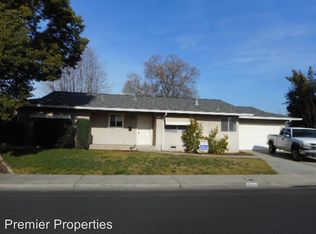 259 W Richert Ave, Clovis, CA 93612