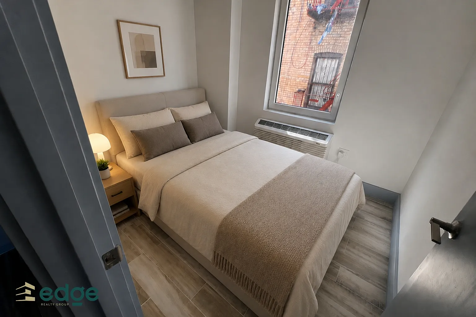 652 East 213th Street — Photo 3