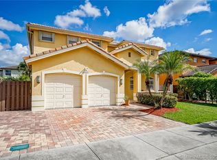 16521 SW 60th Ter, Miami, FL 33193