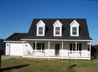 203 Lakeshore Cir, Georgetown, KY 40324