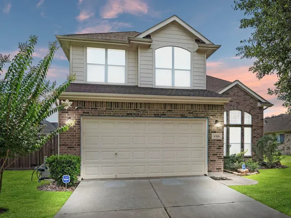 10326 Low Bridge Ln, Sugar Land, TX 77498