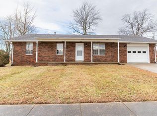 837 Martin Ln, Radcliff, KY 40160