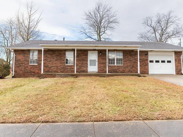 837 Martin Ln, Radcliff, KY 40160