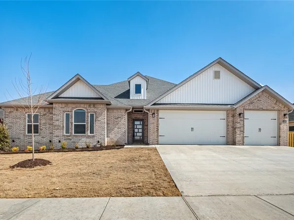 2008 Charles St, Pea Ridge, AR 72751