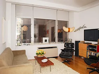 Rented by Sotheby's International Realty