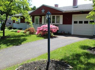 1843 Hampton Rd, Bethlehem, PA 18020