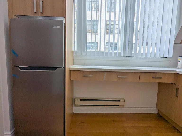 73 Richmond St W #401 — Photo 14