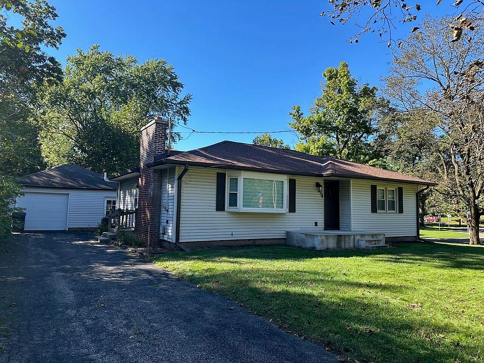 1st image of 834 Westfall Ave