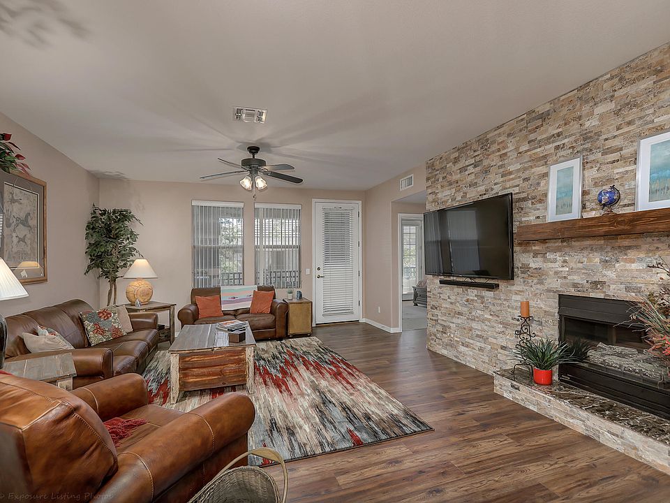 1st image of 15221 N Clubgate Dr Unit 2133