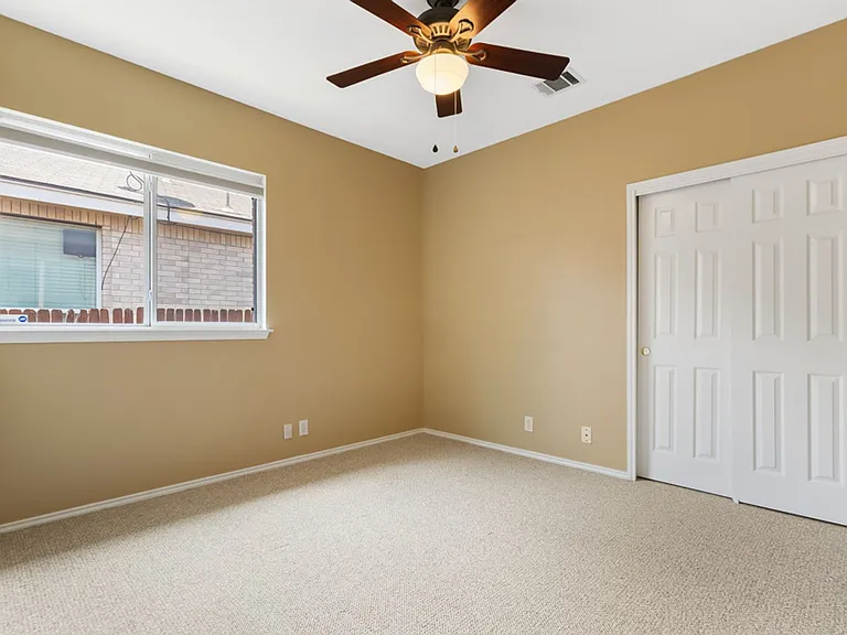 8719 Eagle Peak — Photo 17