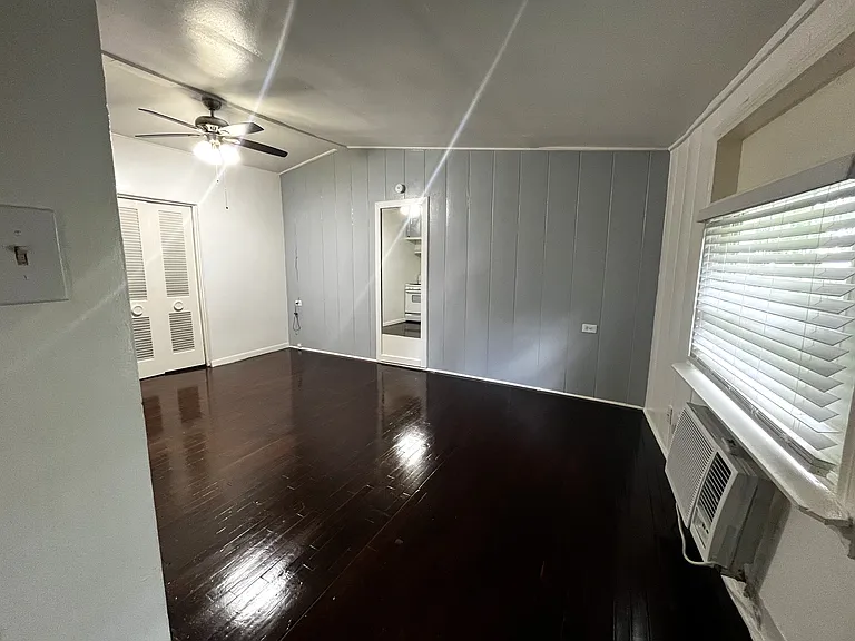 3810 Driscoll St #8 — Photo 3