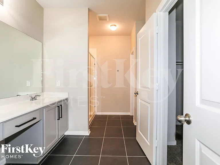 811 Steam Ridge Ln — Photo 10