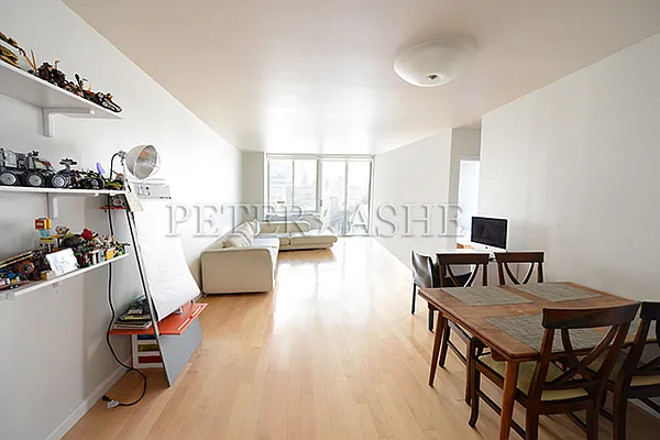 Rented by Peter Ashe | media 19