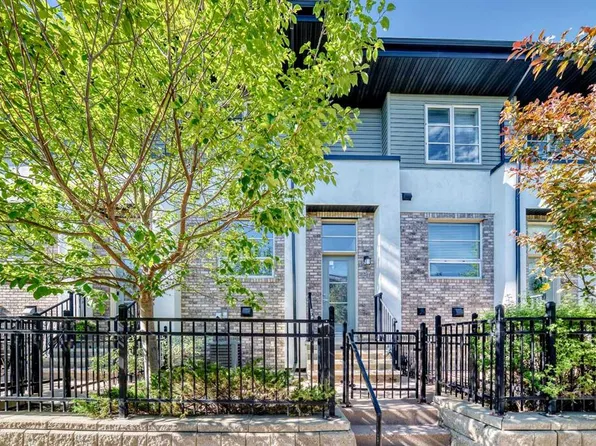 57 N Aspen Hills Cmn SW, Calgary, AB T3H 0R7