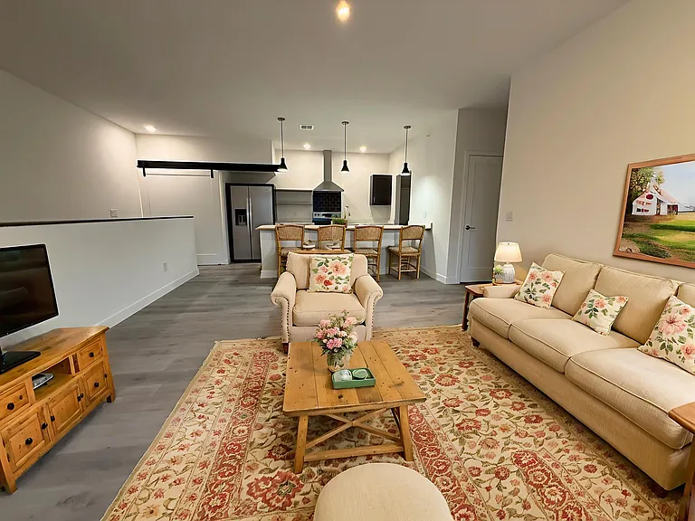 Point Gardens Apartments — Photo 31