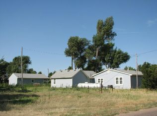 1053 K Rd, Larned, KS 67550