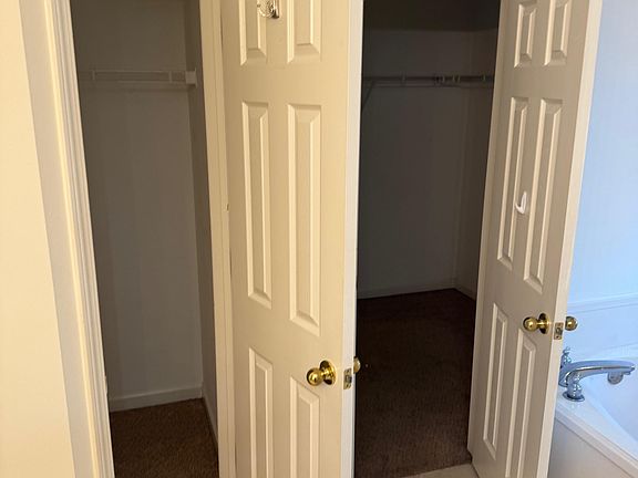 5th image of 790 Marina Dr APT D