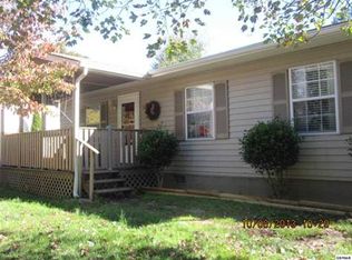 1213 Tramel Rd, Sevierville, TN 37862