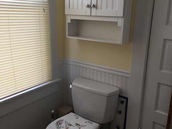 4th image of 9 Hanbury Ave