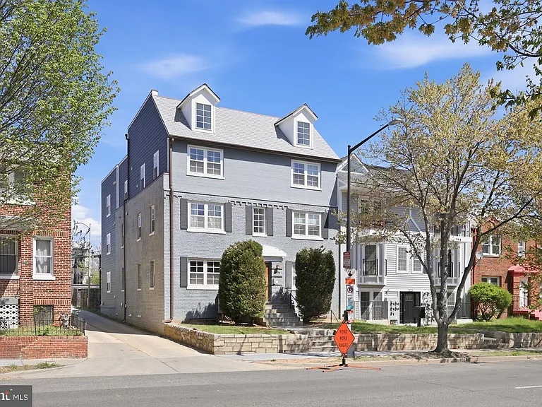 1820 Independence Ave SE #1 — Photo 30