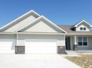 3906 NW 14th Ct, Polk City, IA 50226
